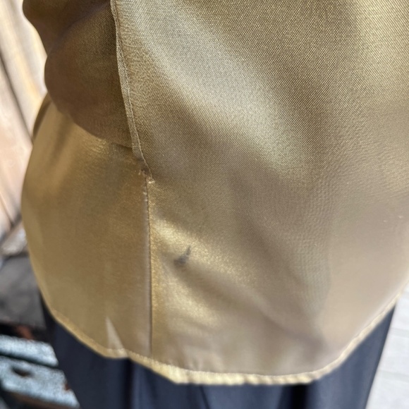 Lori Max size Medium Blouse - Picture 5 of 7